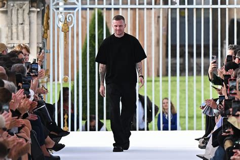 mathew williams givenchy|matthew williams to exit givenchy.